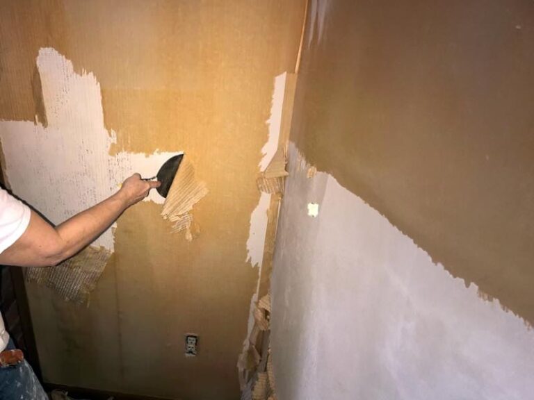 Can Professional Painters Provide Wallpaper Removal?